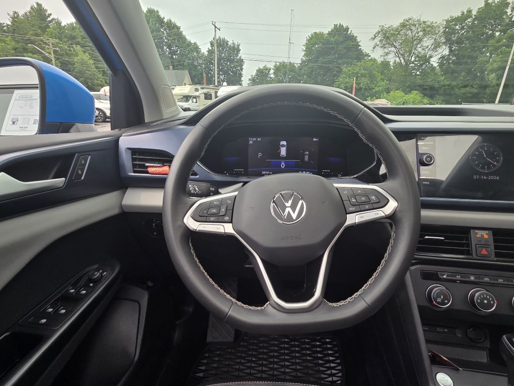 Photo 15 of this VOLKSWAGEN TAOS