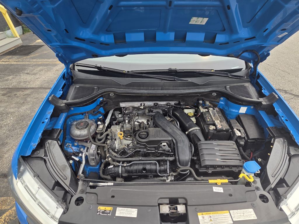 Photo 24 of this VOLKSWAGEN TAOS