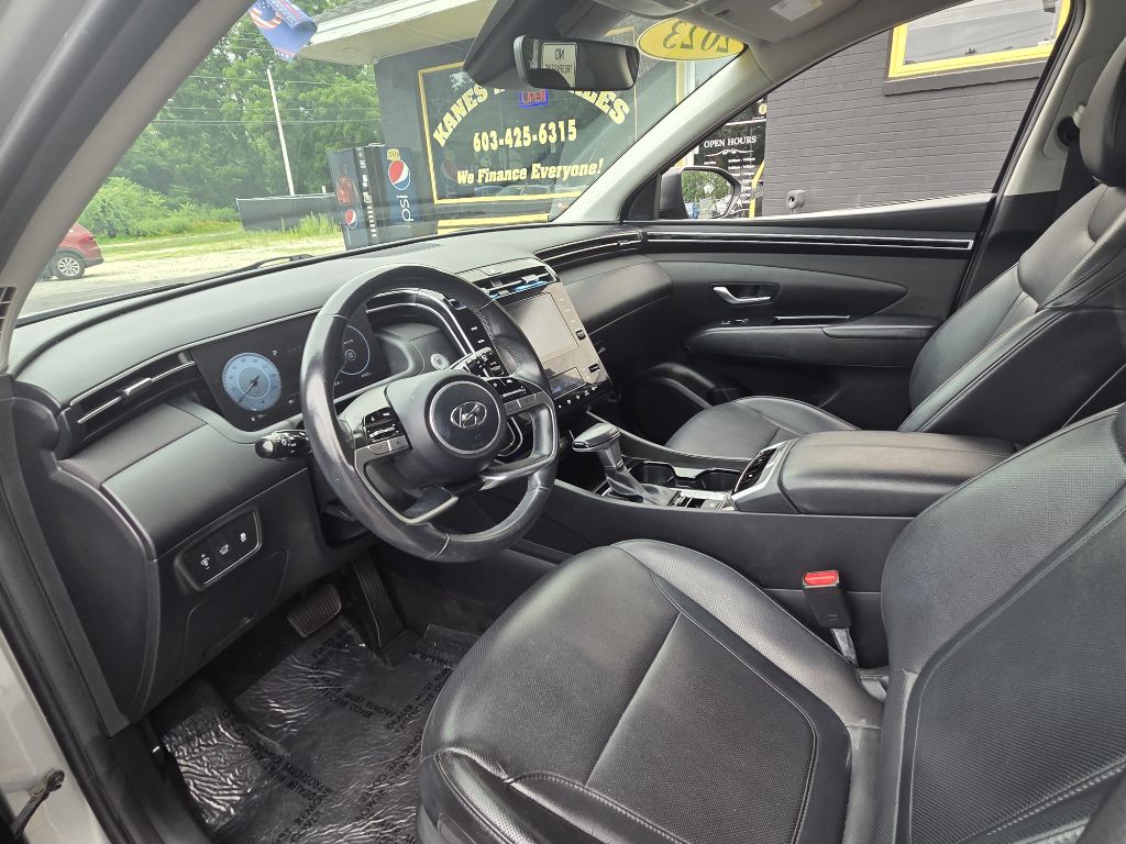 Photo 11 of this HYUNDAI TUCSON