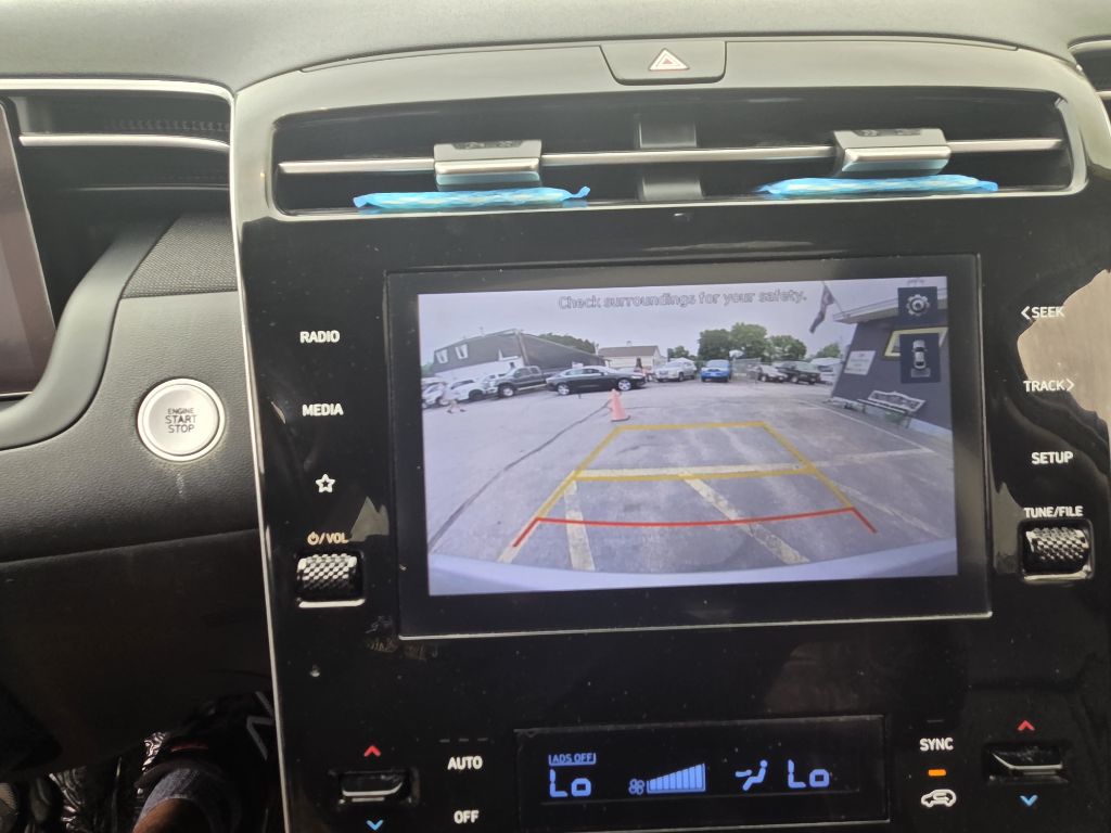 Photo 19 of this HYUNDAI TUCSON