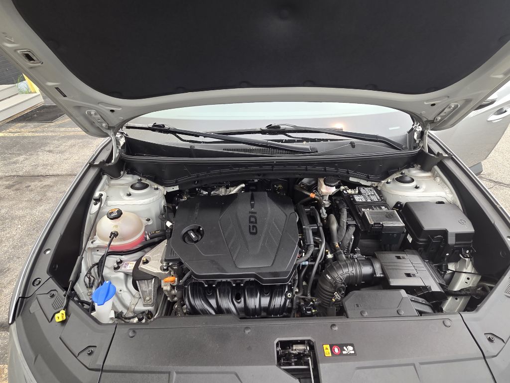 Photo 24 of this HYUNDAI TUCSON