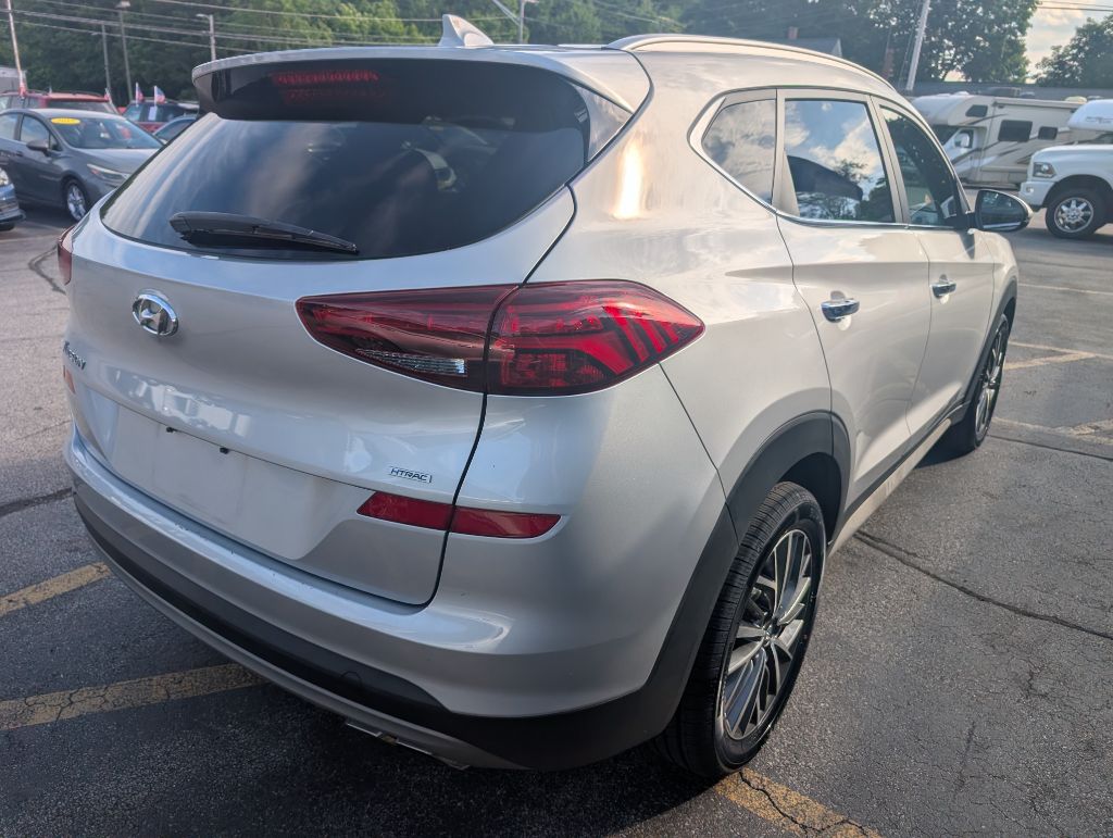 Photo 14 of this HYUNDAI TUCSON