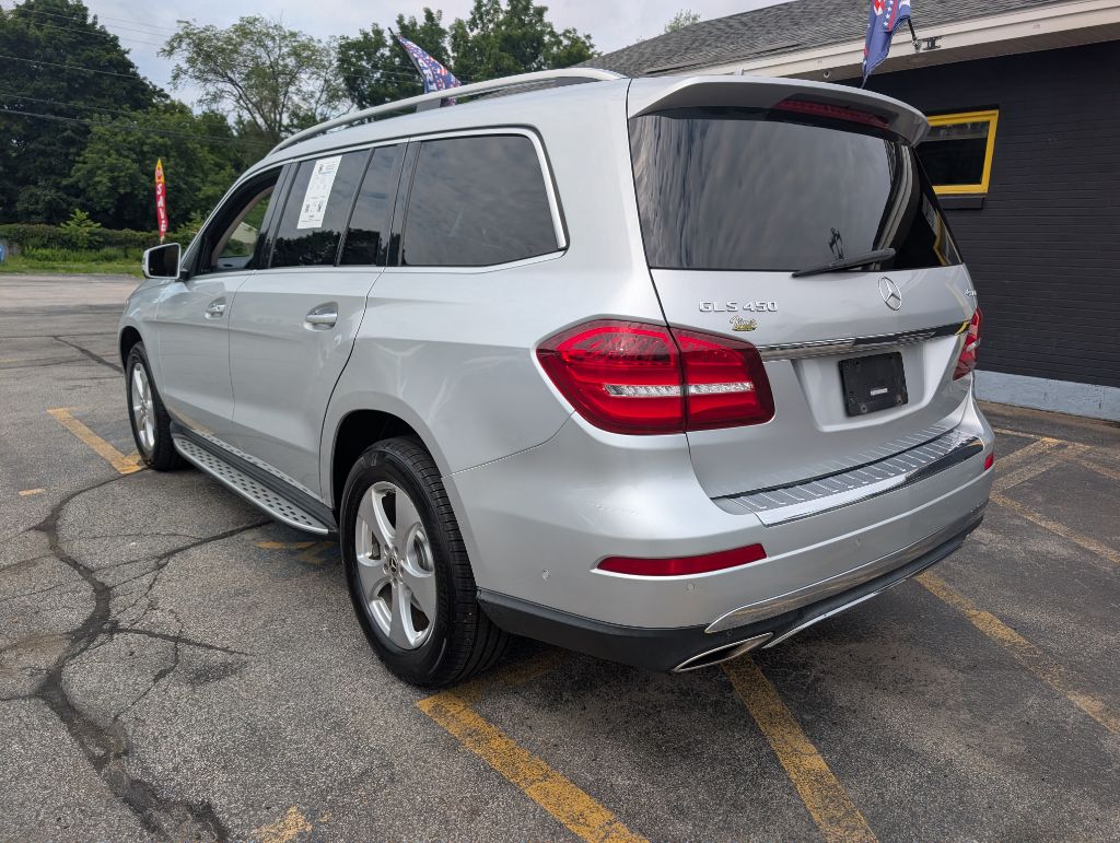 Photo 5 of this MERCEDES-BENZ GLS