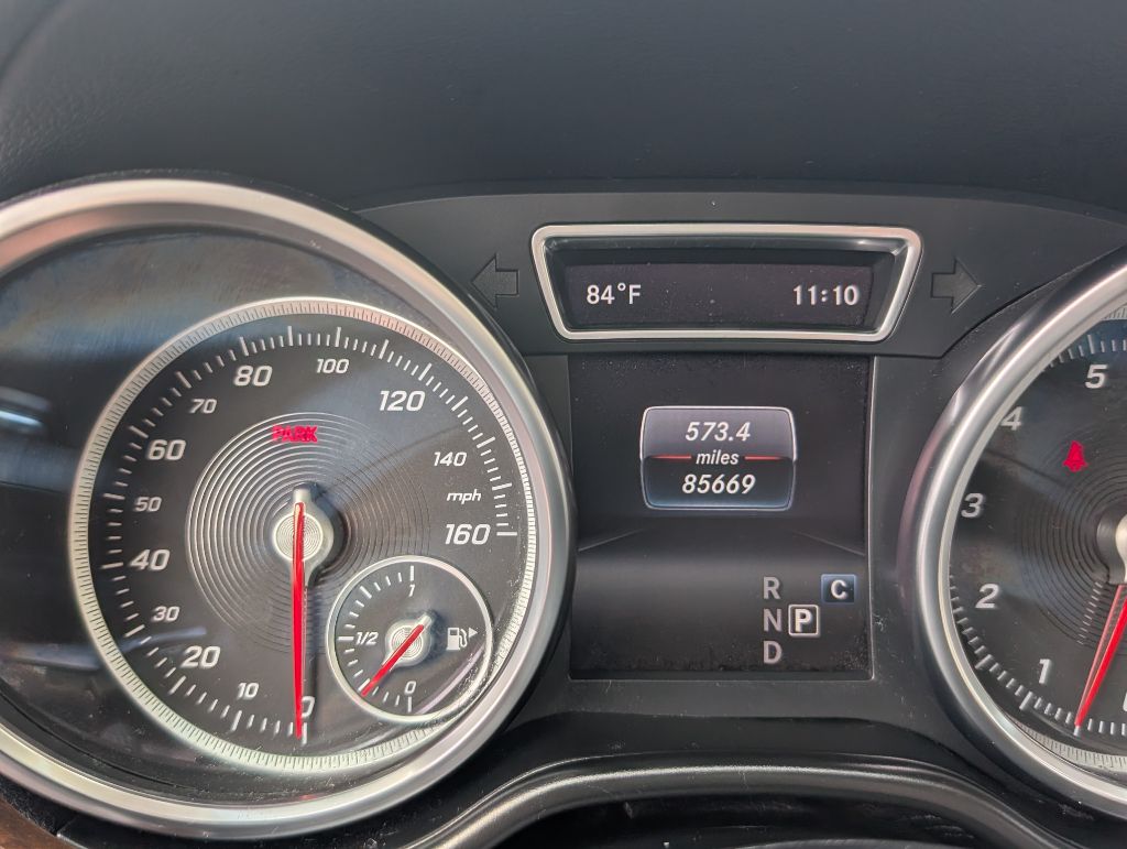 Photo 17 of this MERCEDES-BENZ GLS