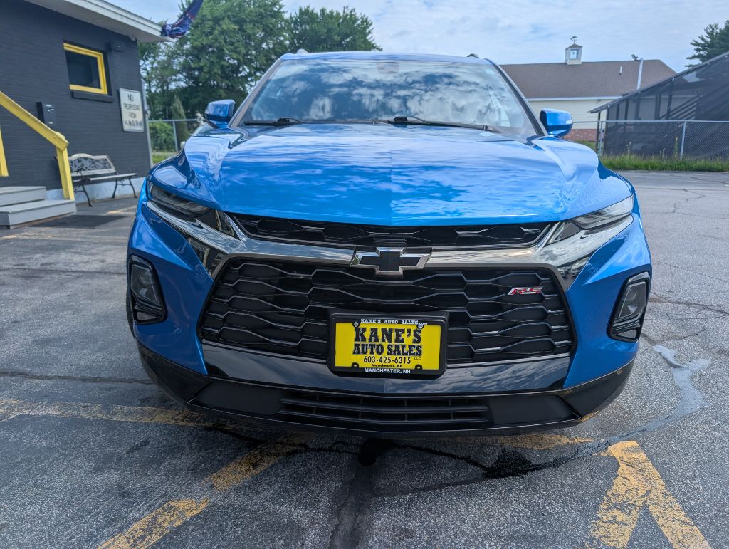 Photo 3 of this CHEVROLET BLAZER