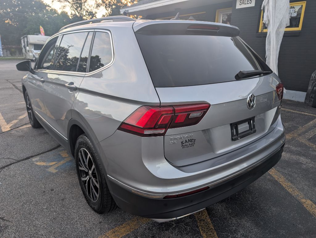 Photo 5 of this VOLKSWAGEN TIGUAN