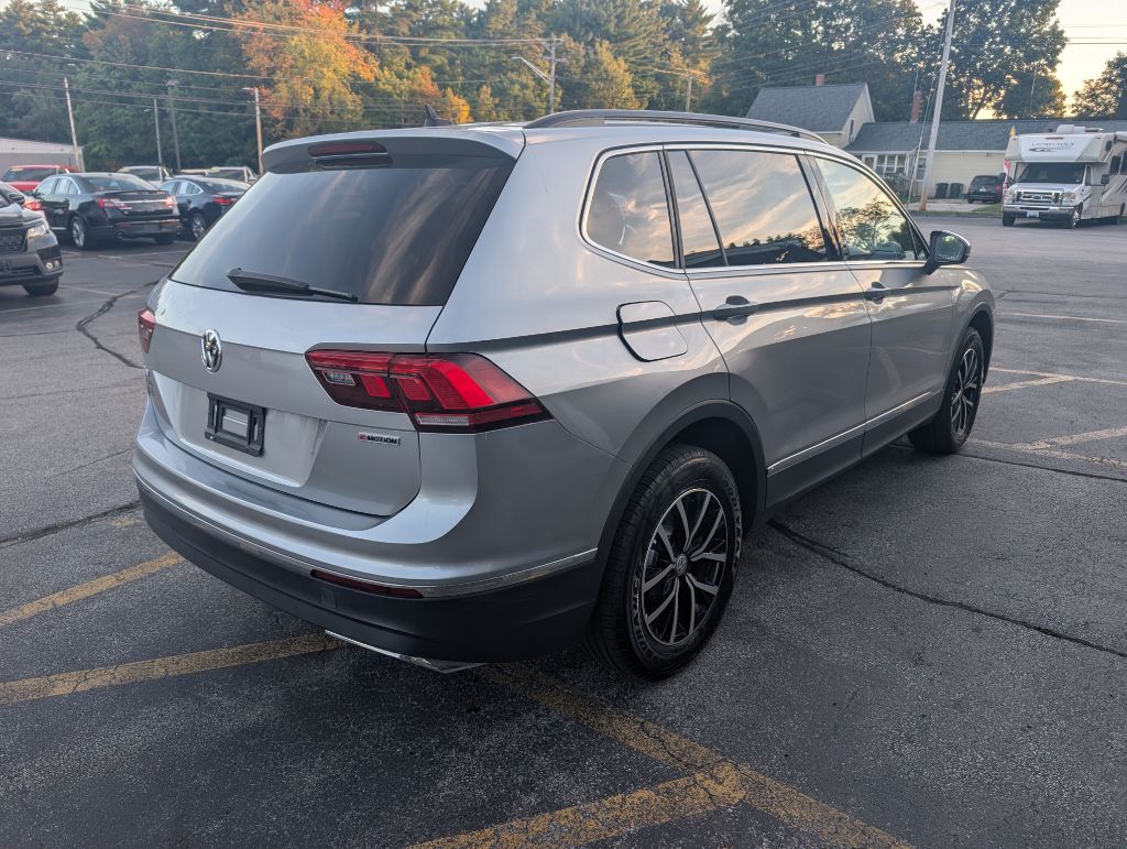 Photo 7 of this VOLKSWAGEN TIGUAN