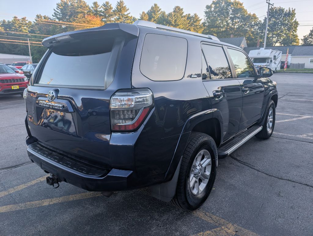 Photo 7 of this TOYOTA 4RUNNER