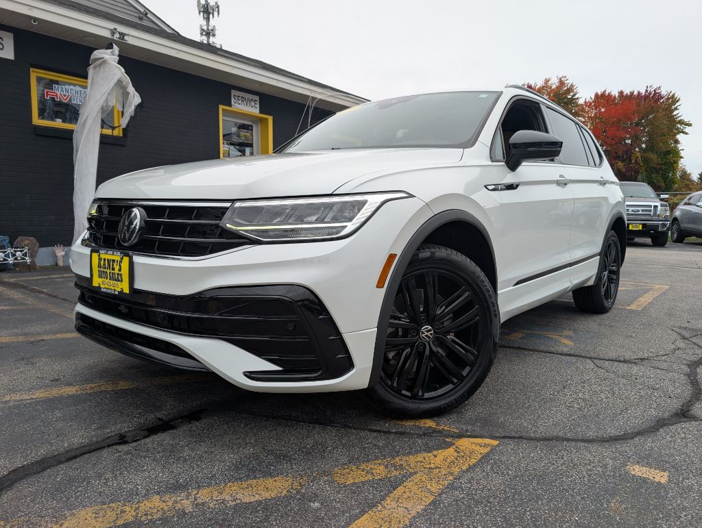Photo 2 of this VOLKSWAGEN TIGUAN
