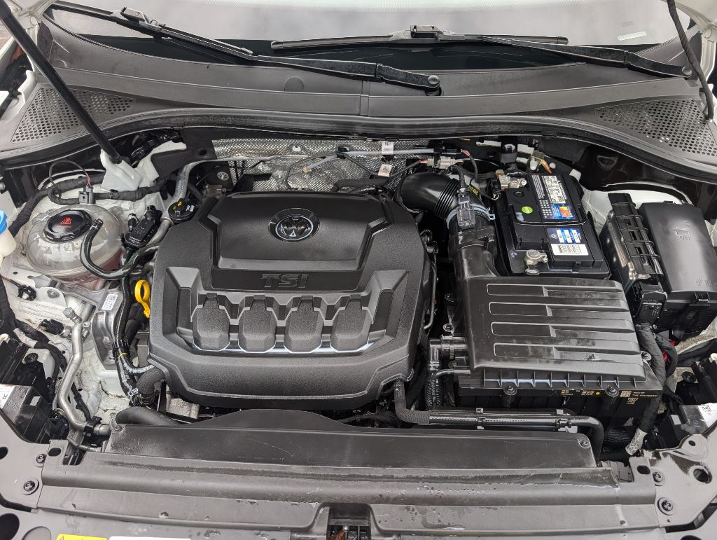 Photo 22 of this VOLKSWAGEN TIGUAN