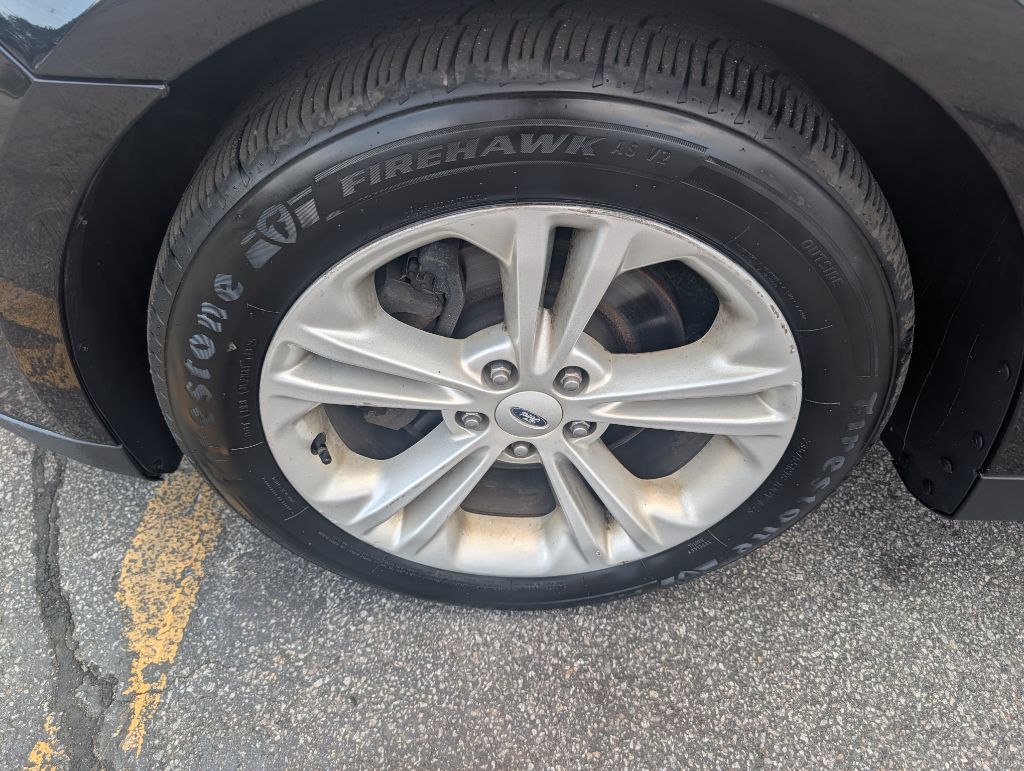 Photo 17 of this FORD TAURUS