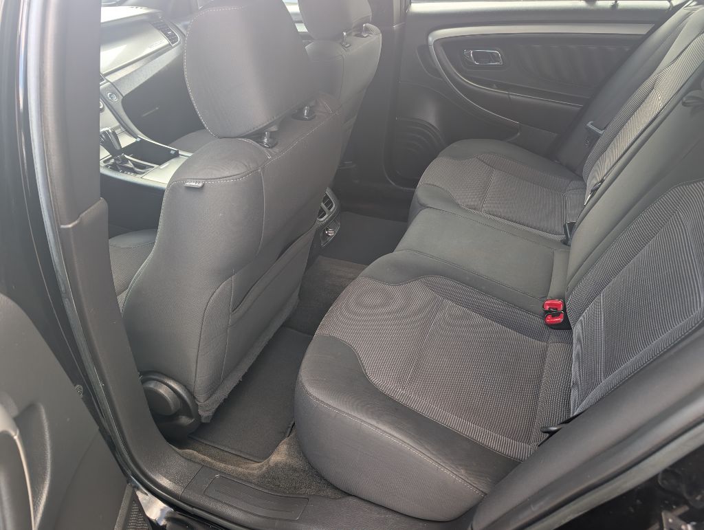 Photo 15 of this FORD TAURUS