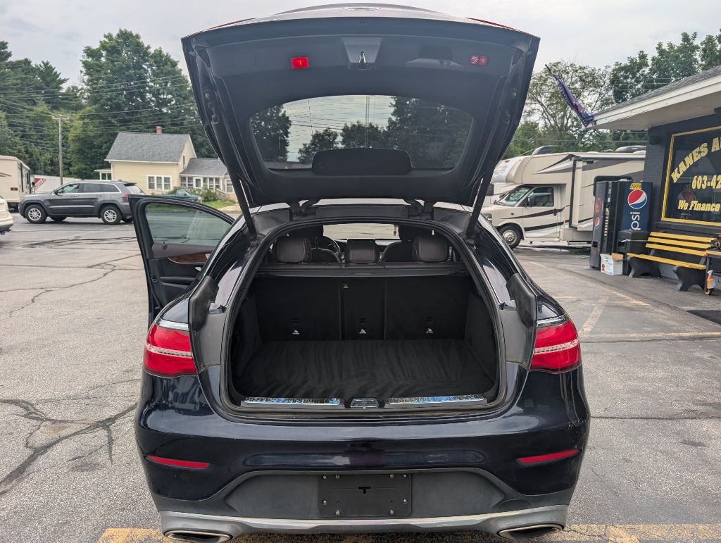 Photo 8 of this MERCEDES-BENZ GLC COUPE