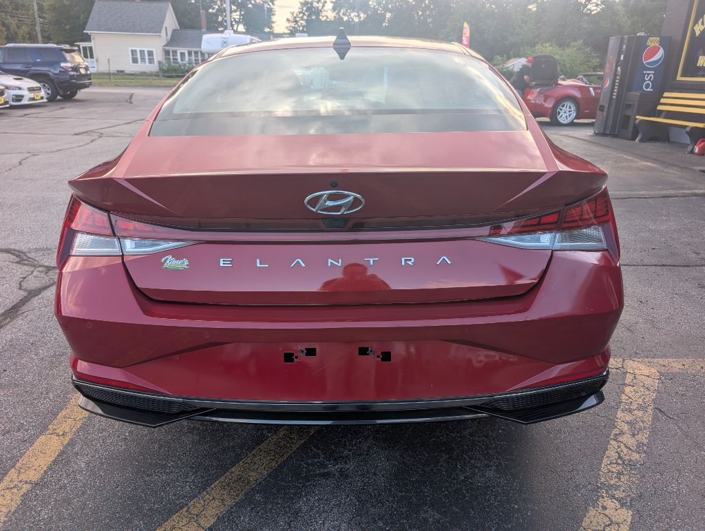 Photo 6 of this HYUNDAI ELANTRA