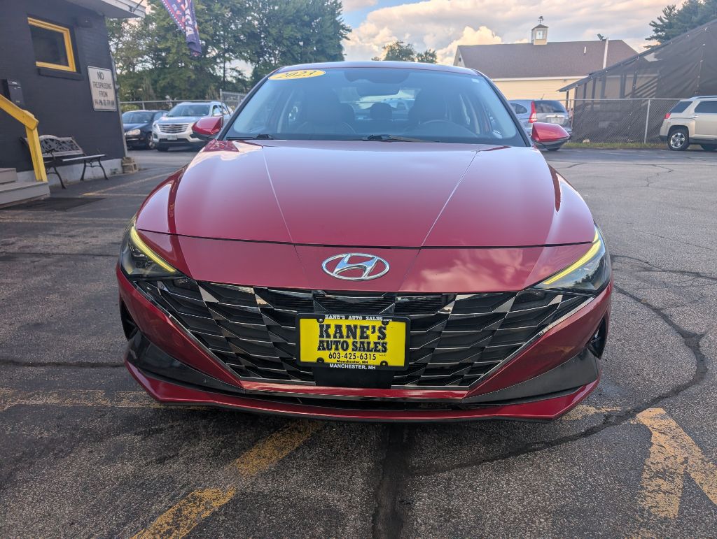 Photo 3 of this HYUNDAI ELANTRA