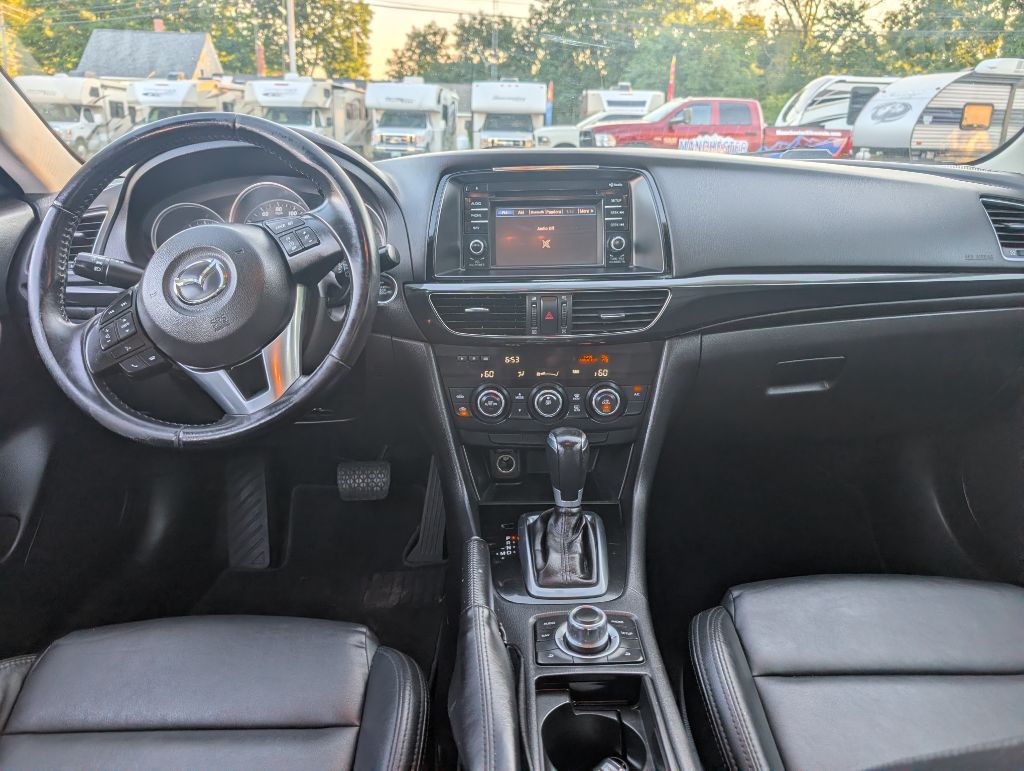 Photo 11 of this MAZDA 6