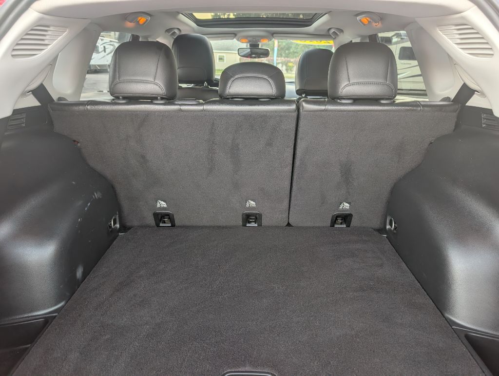 Photo 9 of this JEEP COMPASS