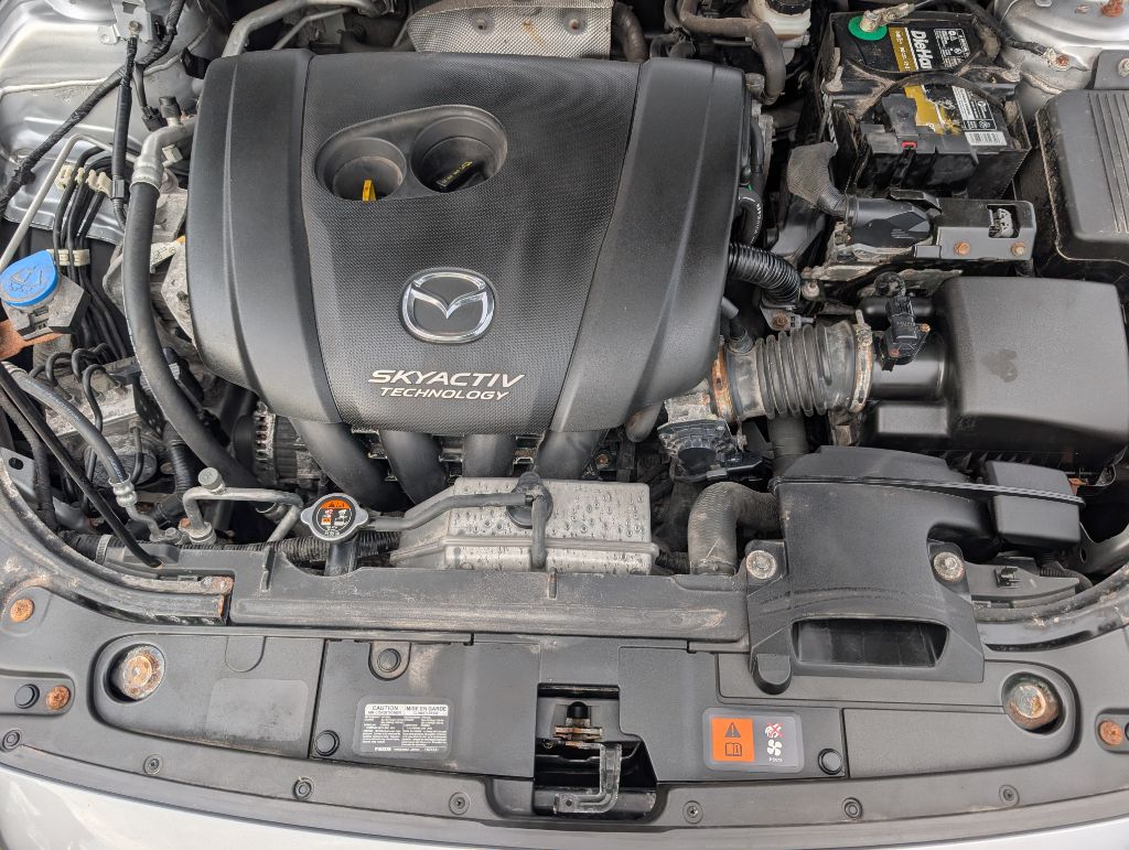 Photo 22 of this MAZDA 6