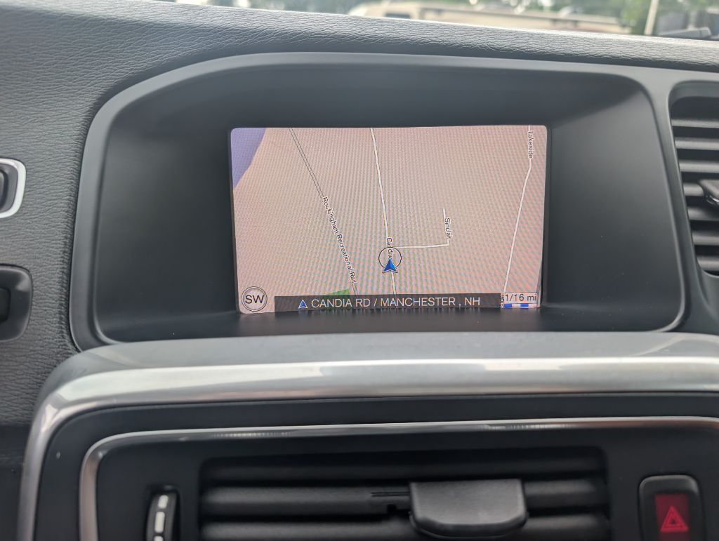 Photo 14 of this VOLVO V60 CROSS COUNT
