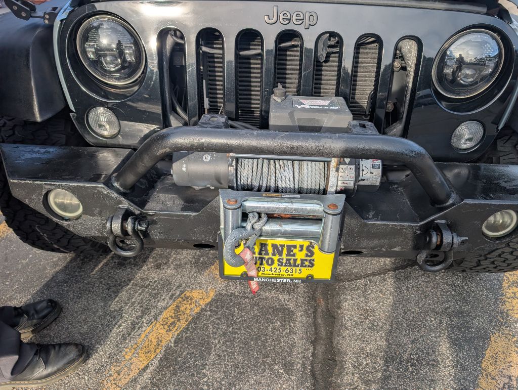 Photo 18 of this JEEP WRANGLER
