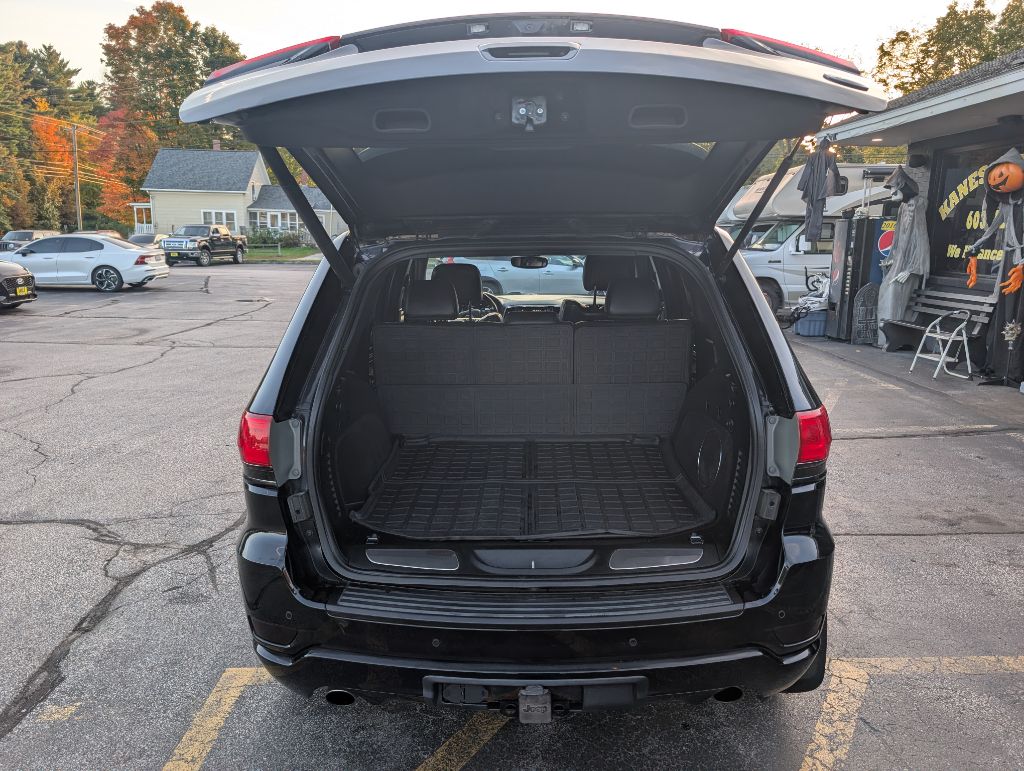 Photo 8 of this JEEP GRAND CHEROKEE