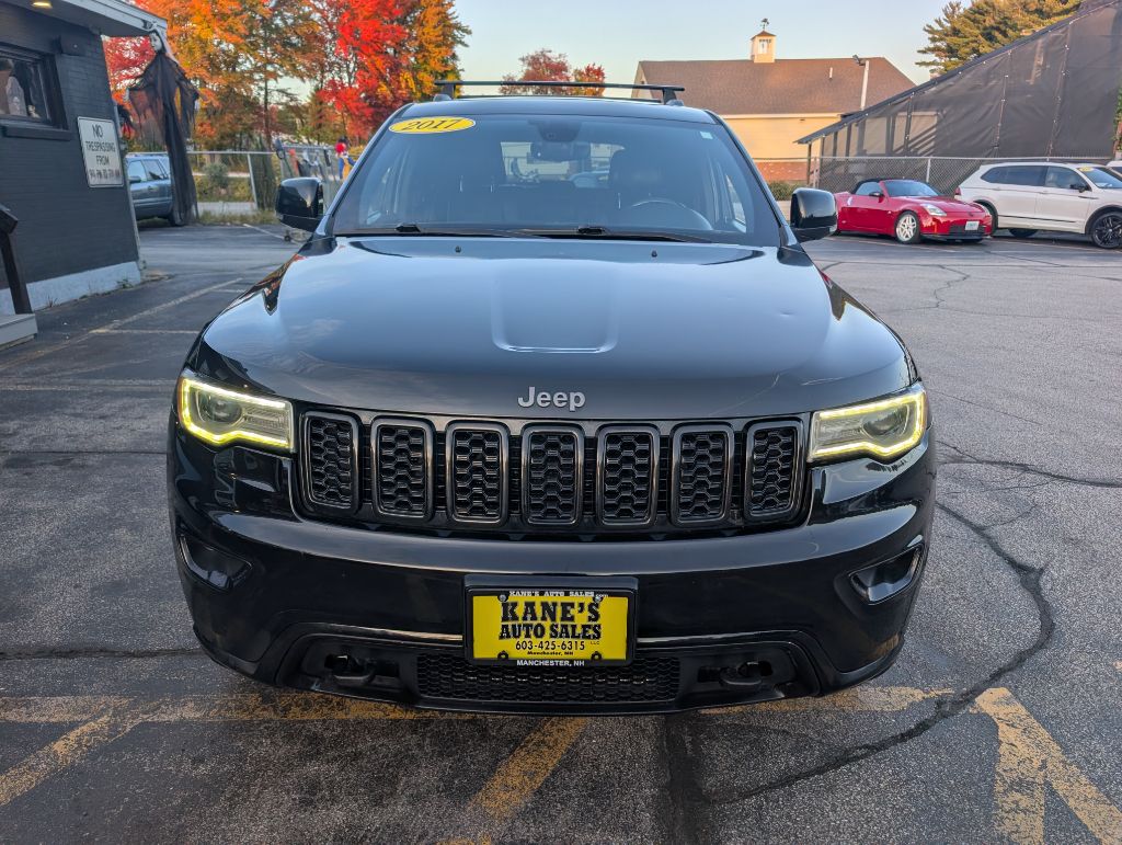 Photo 3 of this JEEP GRAND CHEROKEE