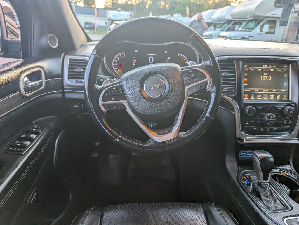 Photo 13 of this JEEP GRAND CHEROKEE
