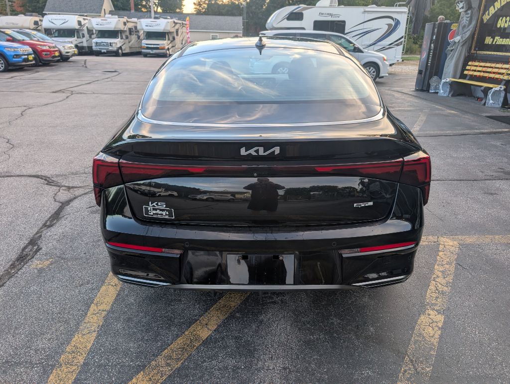 Photo 6 of this KIA K5