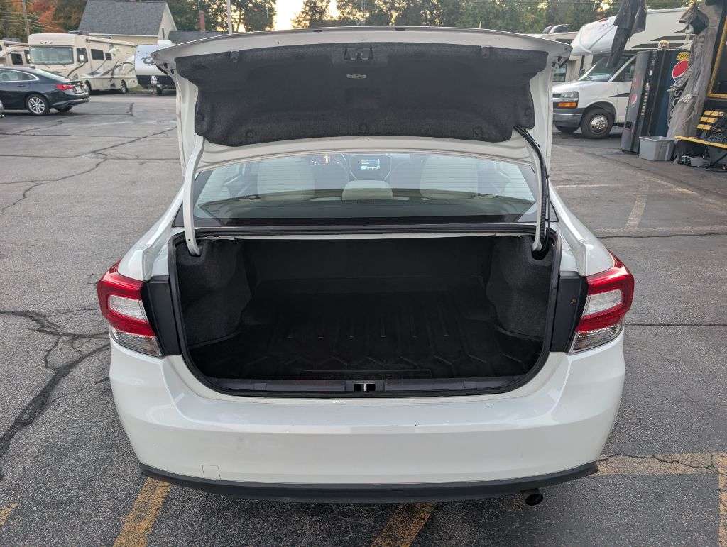 Photo 8 of this SUBARU IMPREZA