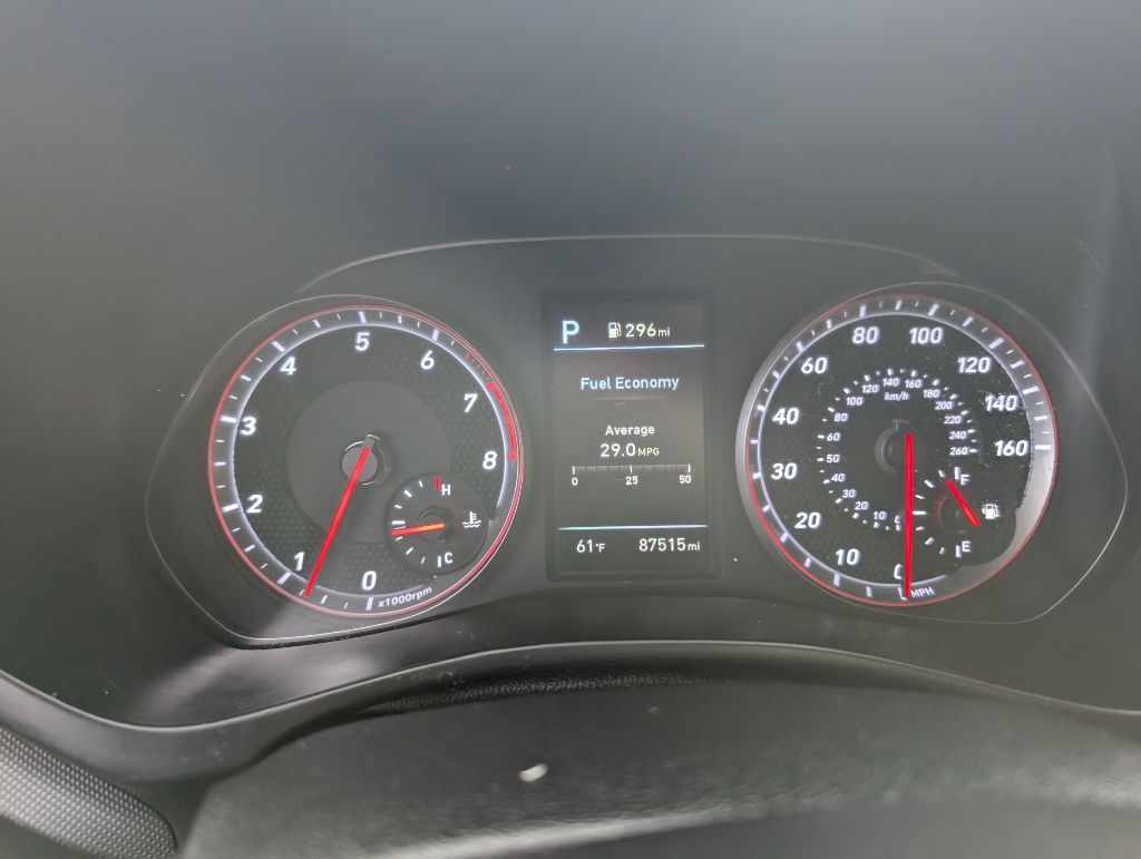 Photo 13 of this HYUNDAI VELOSTER