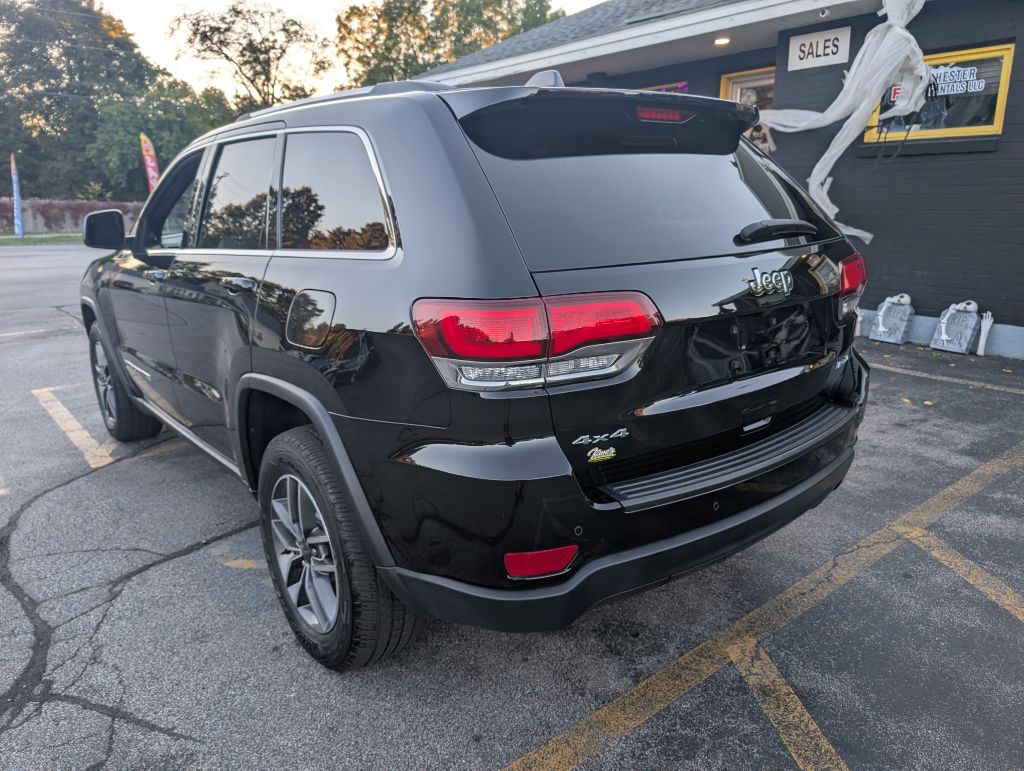 Photo 5 of this JEEP GRAND CHEROKEE
