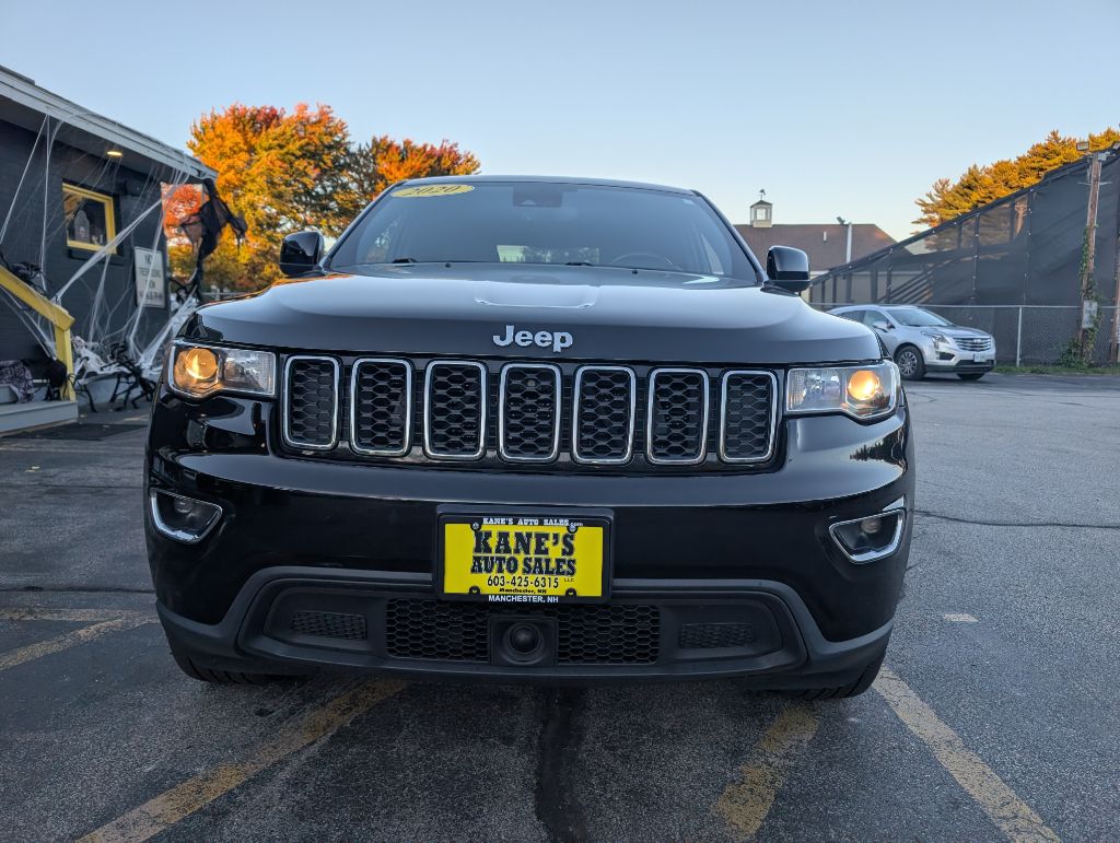 Photo 3 of this JEEP GRAND CHEROKEE