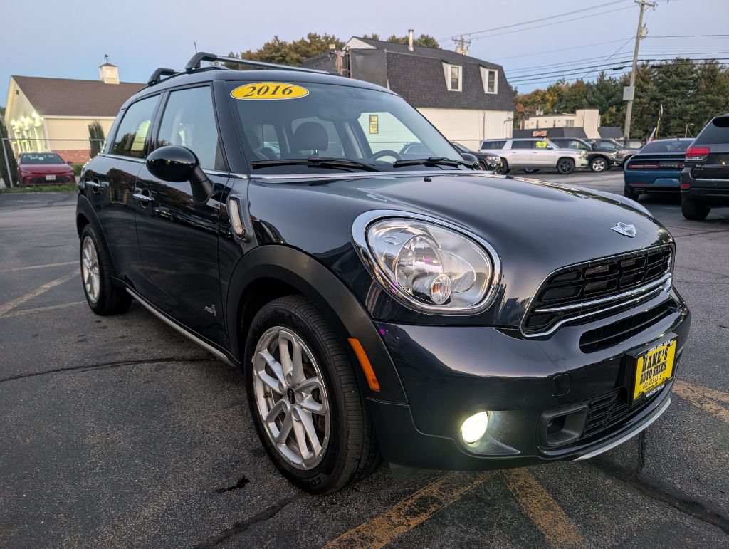 Photo 4 of this MINI COOPER
