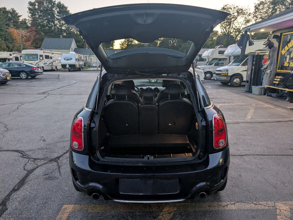 Photo 8 of this MINI COOPER