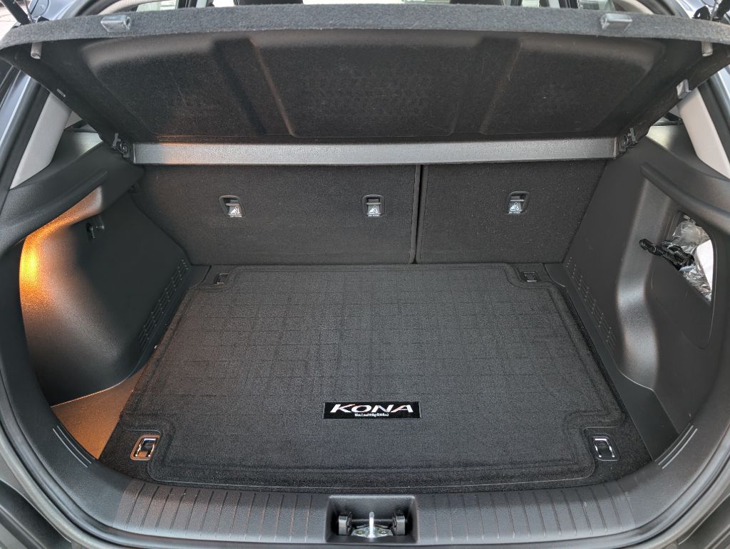 Photo 10 of this HYUNDAI KONA