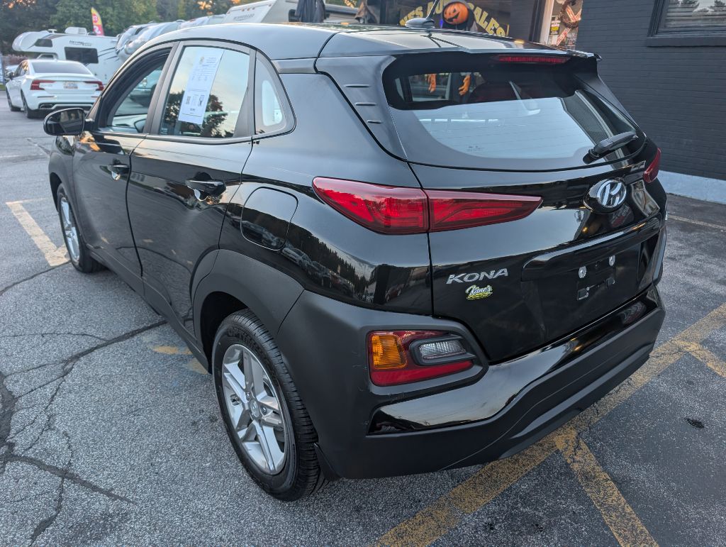 Photo 5 of this HYUNDAI KONA