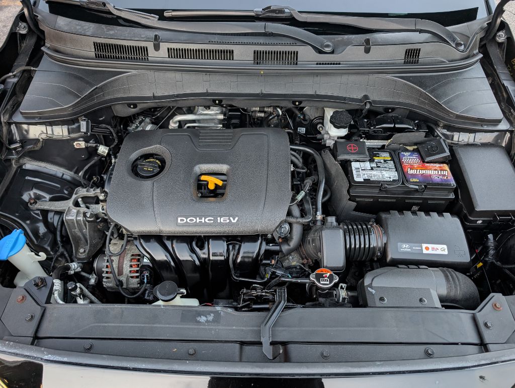 Photo 21 of this HYUNDAI KONA