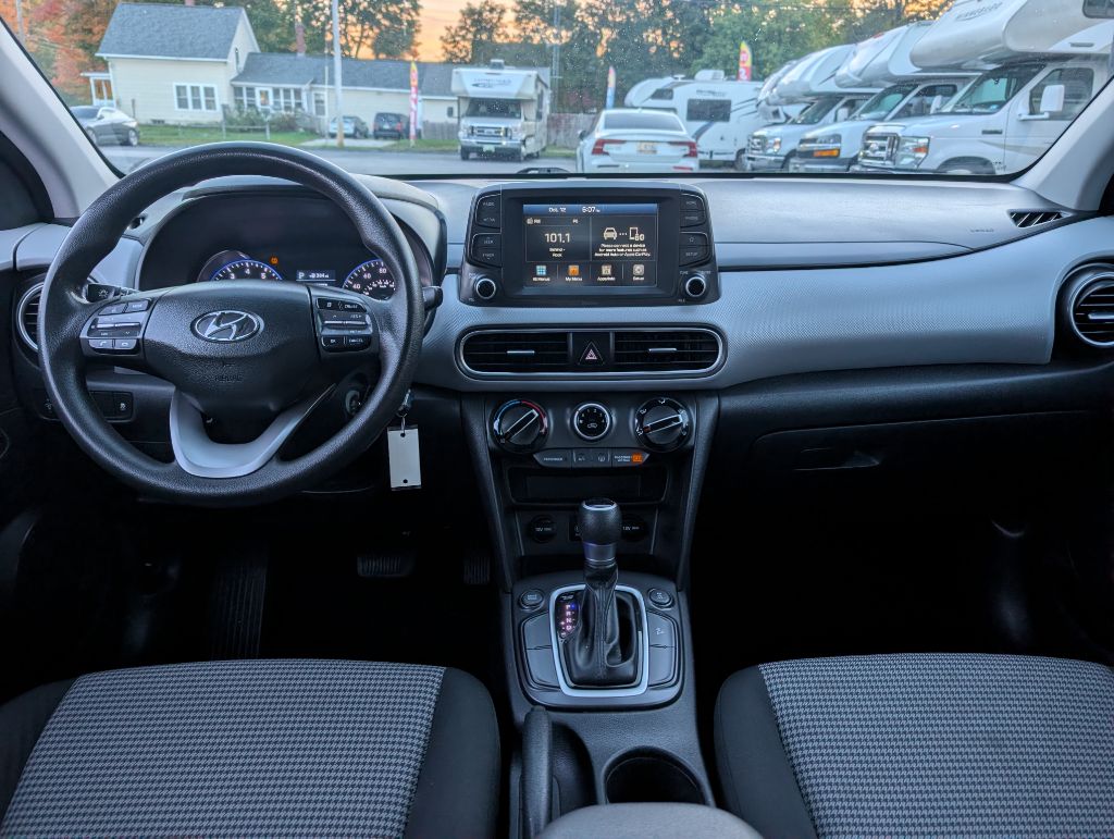 Photo 14 of this HYUNDAI KONA