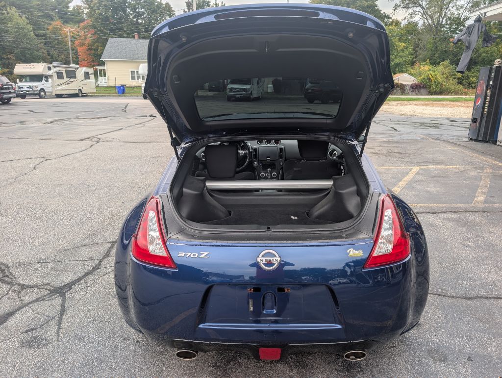 Photo 8 of this NISSAN 370Z