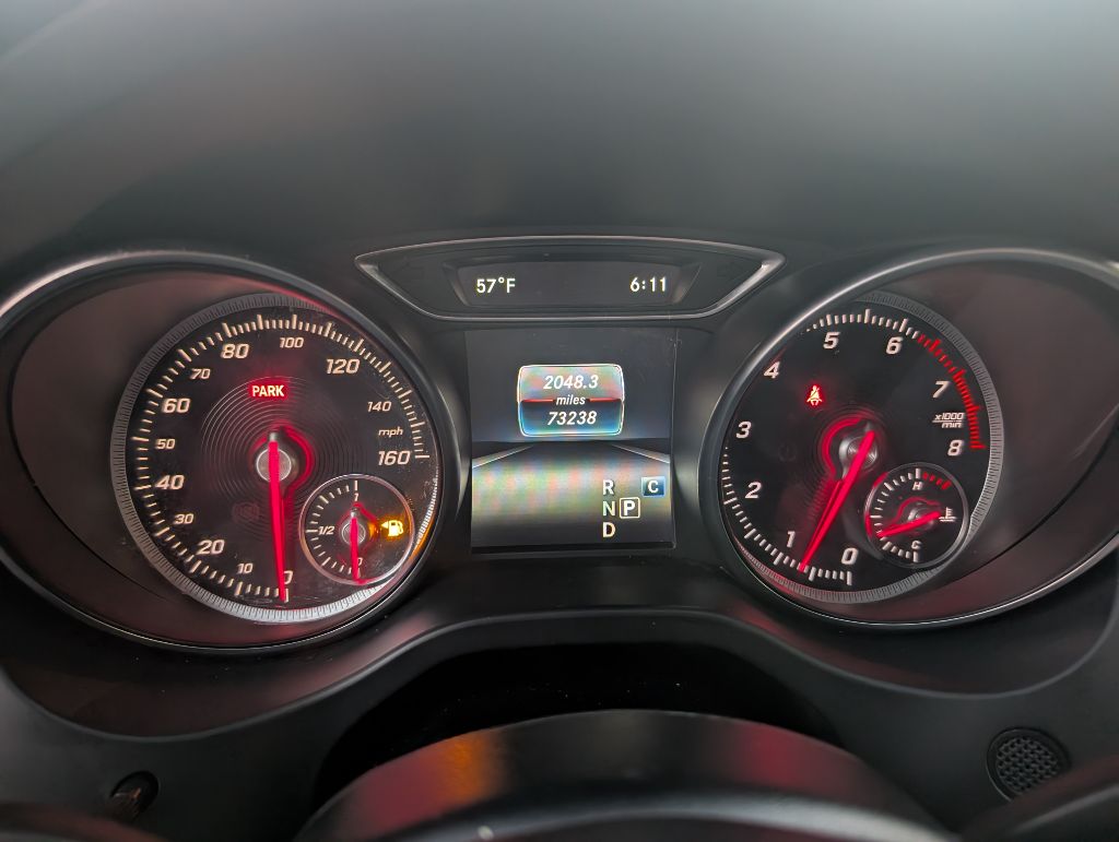 Photo 15 of this MERCEDES-BENZ GLA