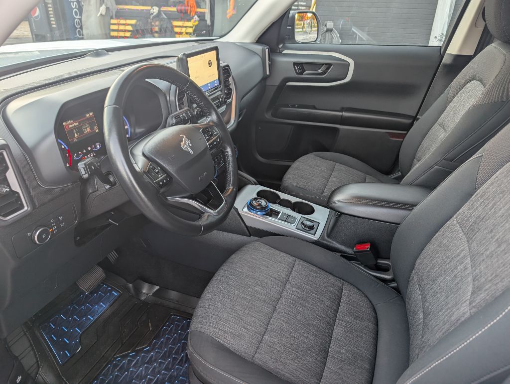 Photo 11 of this FORD BRONCO SPORT
