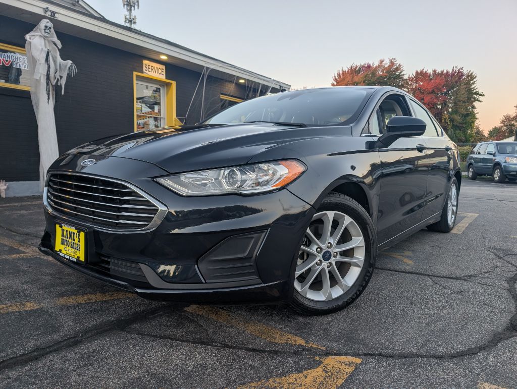 Photo 2 of this FORD FUSION