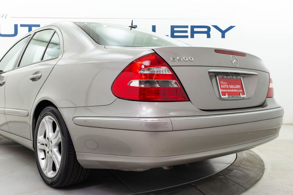 Photo 11 of this MERCEDES-BENZ E-CLASS