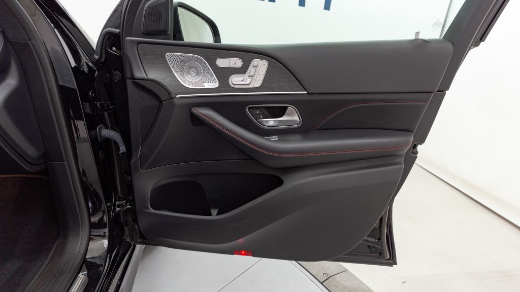 Photo 37 of this MERCEDES-BENZ GLE COUPE