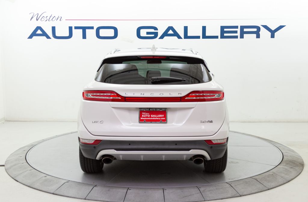Photo 4 of this LINCOLN MKC