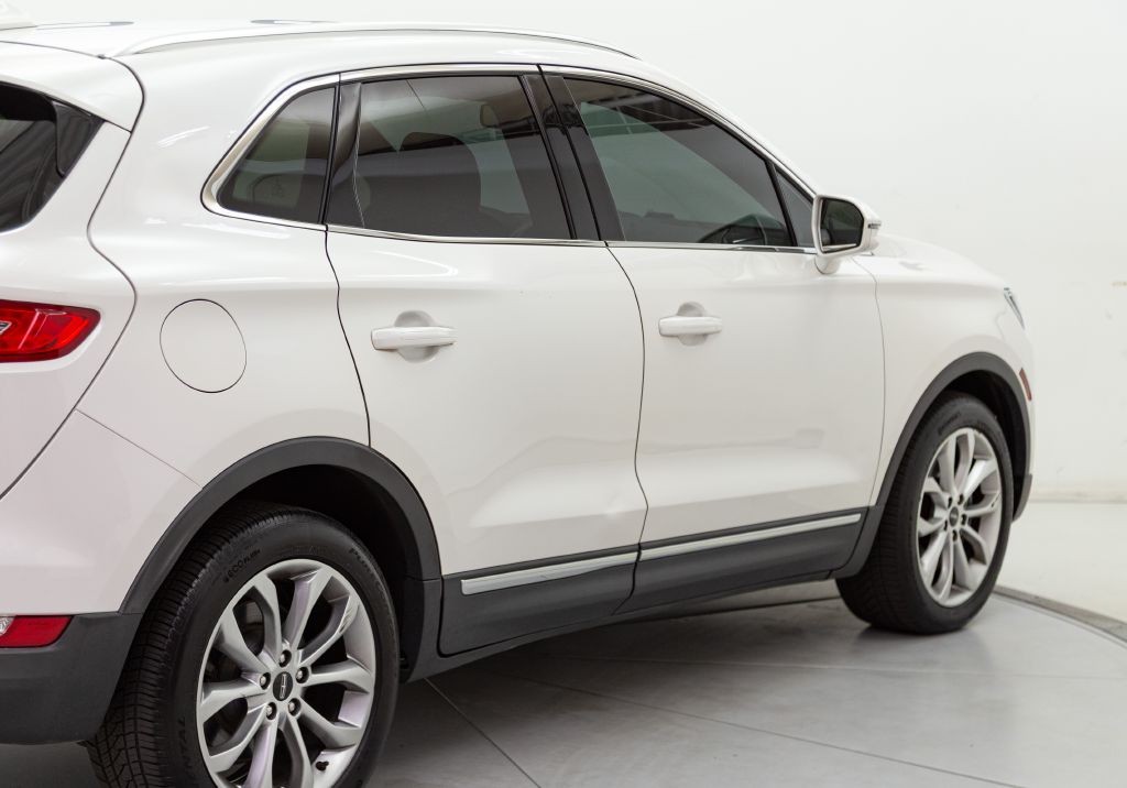 Photo 16 of this LINCOLN MKC