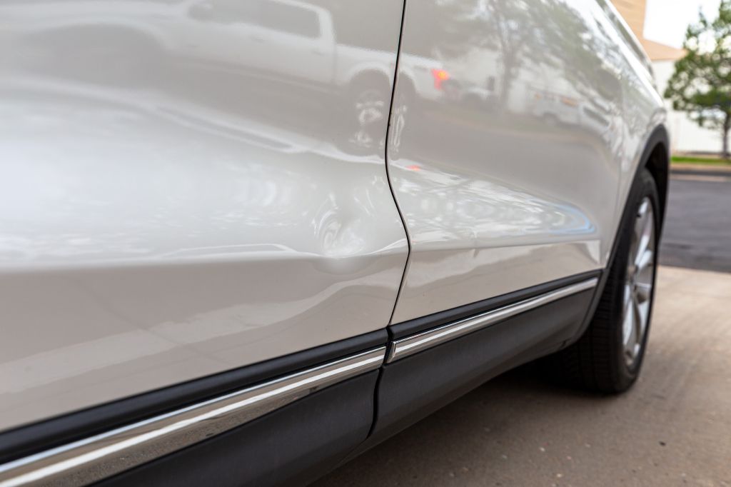 Photo 25 of this LINCOLN MKC
