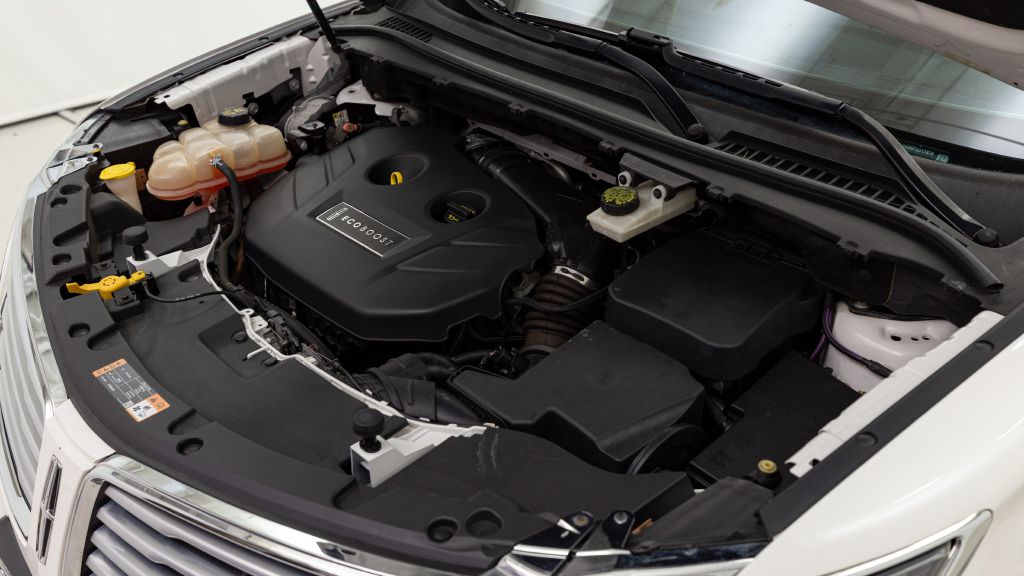 Photo 32 of this LINCOLN MKC