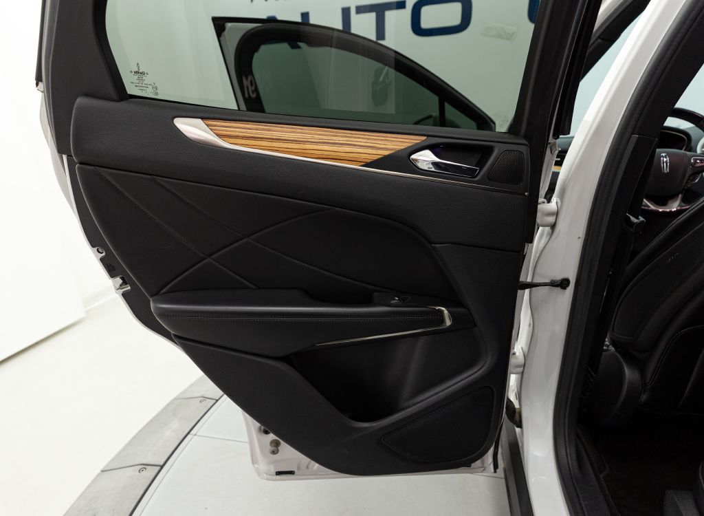 Photo 51 of this LINCOLN MKC