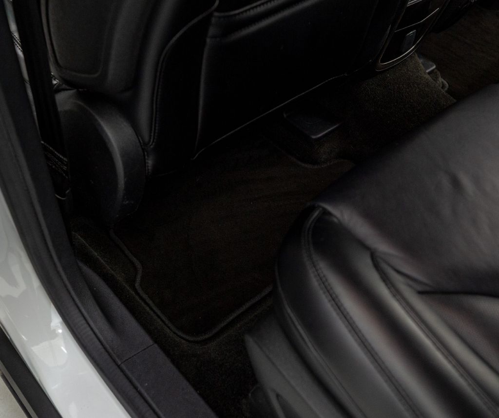 Photo 55 of this LINCOLN MKC